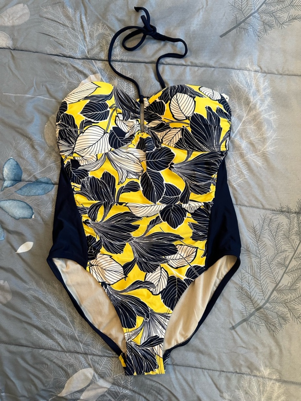 EUC Merona Classic Yellow Floral One-Piece Swimsuit - Navy Side Panels Sz M